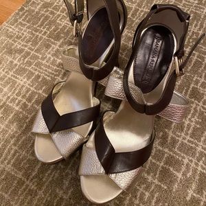 Women’s banana republic size 8 wedge sandals used